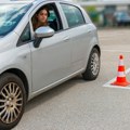 Polaganje vožnje u Srbiji, Americi i Nemačkoj Ne razlikuje se samo u ceni, ovde je najlakše doći do dozvole