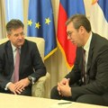 Vučić ponovio Lajčaku: Srbija za dijalog i poštovanje dogovorenog, Srbi na KiM u teškoj situaciji