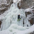 (FOTO) Zaleđen vodopad na Divčibarama