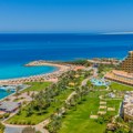 Hilton Hurghada Plaza 5★ – prepoznatljiv kvalitet na peščanoj plaži Hurgade