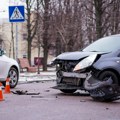 Šta se ovo dešava u Kragujevcu?! Dva udesa u istoj ulici za kratko vreme, policija i Hitna hitno reagovale