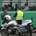 Makljaža u tramvaju kod "Cvetka": Potukla se 2 mladića, putnici bežali napolje