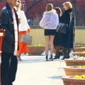 Sunce, kratke jakne i trubači: Ovako su danas izgledali Sremski Karlovci, pravo proleće u februaru