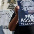 Џулијан Асанж и Викиликс: Британски суд дозволио право на жалбу
