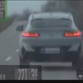 Vozila BMW brzinom od 221 kilometara na čas na delu puta gde je ograničenje 80 (video)