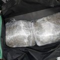 Više od 100 grama droge pronađeno kod muškarca tokom kontrole na ulici: Ovo su mu posle otkrili u stanu