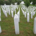 Имају споменике у Сребреници а гласају на изборима