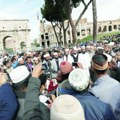 Muslimani osvajaju Italiju: Veliki broj građana islamske veroispovesti na Apeninskom poluostrvu preti da će ga zauzeti jer…