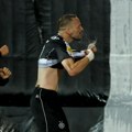 Trenutak potpune ludnice u Humskoj: Pogledajte pobedonosni gol Partizana! (video)