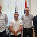 "Ulaganje u sport je investicija za celu zajednicu" Predsednik Sportskog saveza Srbije Davor Štefanek i generalni sekretar…
