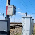 Pokušaj krađe kablova i ugrožavanje saobraćaja na brzoj pruzi Beograd - Novi Sad