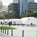 Ćacilend se širi: Postavljen još jedan veliki šator ispred Skupštine, a u pripremi još jedan