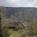 Tuga: Poslednji stanovnik leskovačkog sela Mrkovica četiri dana u bolovima bez vode i hrane