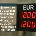 U Bujanovcu se evro u utorak u menjačnicama prodavao i po 120 dinara, uz ocenu da će, zbog velike tražnje, kurs biti još viši.…