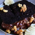 VIDEO: Fini kolač od čokolade i banana - nestaće za čas