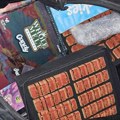 Uhapšena dvojica osumnjičenih dilera u Novom Sadu: Pronađen automobil pun droge