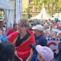 Posle tri dana pešačenja, Nikola Dašić dočekan u Beogradu
