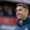 Kristijano Ronaldo još jednom pokazao zašto je legenda: Ono što je uradio za dve male devojčice pokazuje njegovu veličinu…