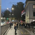 Veliki redovi za glasanje u Cirihu, oko 500 birača još čeka ispred konzulata: "Čekao sam više od sedam sati"