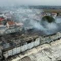 (Video) Jedva ugašena buktinja kod banjaluke: Iz firme čije je skladište zahvatio požar poručili da će se uzrok saznati…