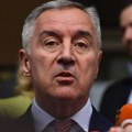 „Srpski svet“ je lepše ime za „Veliku Srbiju“, za ono što je preteći kancer Crnoj Gori: Milo Đukanović u Sarajevu…
