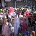 U ROMSKIM NASELJIMA NA JUGU SRBIJE KAO U KOŠNICI, STIGLI GASTRABAJTERI