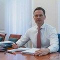 Nakon dva povećanja, minimalna zarada u januaru 550 evra, cilj je da ona do 2027. iznosi 650 evra Minimalna zarada