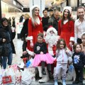 Održan Blic Advent Ovako je u nedelju izgledao Big Fashion tržni centar: Dečiji osmesi, razigrana atmosfera i - nešto što nas…