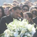 Sahranjen brat Darka Lazića, pevač mu uputio poslednje reči: "Volim te i voleću te zauvek", ispratili ga i bajkeri