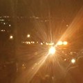 Zakucao se u banderu nakon sudara. Teška nesreća između Železnika i Sremčice: policija na licu mesta.
