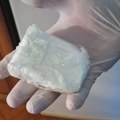 Kamiondžija pao na granici sa 17,5 kilograma kokaina u kabini: Droga spakovana u dve torbe, zaplenjeno i više od 2.000 evra