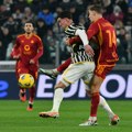 Maestralna asistencija Vlahovića odlučila derbi: Juventus slavio protiv Rome na kraju 2023. godine video