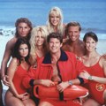 Umrla ikona serije "Čuvari plaže": Spasio je seriju od propasti i doveo Pamelu Anderson i Karmen Elektru