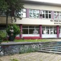 Novi detalji strašnog incidenta u kojem je učenik zadobio teške povrede glave! Evo šta se desilo u OŠ Jovan Popović u…