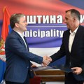 10 Miliona za novi krov: Selaković potpisao ugovor o obnovi Doma kulture u Toponici