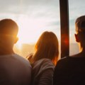 Beograd „mladim liderima“ i organizacijama „nevidljivim“ na internetu daje milione