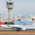 Policija okružila avion zbog pretnji, stigao je iz Istanbula! Drama na aerodromu u Barseloni
