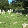 Šest meseci od skrnavljenja groblja u Zenici, počinioci još nisu pronađeni (foto)