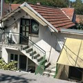 (Foto, video) NasMRT izbo druga, pa zvao policiju i navodio ih na pogrešnu adresu?! Novi detalji užasa na Voždovcu: Pet sati…