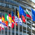 EP svestan zahteva građana na protestima, zabrinutost zbog stanja u medijima