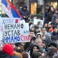 Studenti i građani protestuju ispred Ustavnog suda u Beogradu (FOTO)