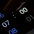Dekoracija za svaku sobu: Praktičan led digitalni sat koji će sve oduševiti!