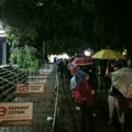 FOTO, VIDEO: Blokada suda u Novom Sadu, traži se oslobađanje aktivista