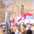 Gimnazijalci i studenti iz Lebana i Leskovca, u znak solidrnosti, pešačili 22 kilometra do Medveđe