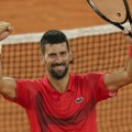 UŽIVO Đoković se probudio, ali i dalje gubi!