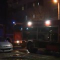 Vatra vidljiva sa ulice Izbio požar u Bačkoj Palanci: Vatrogasci na terenu gase buktinju (foto)
