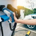 Sve više električnih vozila u Srbiji: Glavni putni pravci već obezbeđeni punjačima!