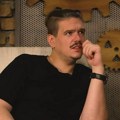 Isak Šabanović promenio lični opis! Pevaču sve otišlo preko glave, pa zagrmeo: Odlučio sam posle tri godine...