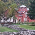 Novo svojatanje srpskih svetinja na KiM: Pećku patrijaršiju proglasili "albanskom"