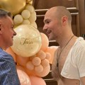 Njen otac pričao da je gej, a ona besnela kad ga je videla na slavlju: Ovako sada izgleda bivši verenik Seke Aleksić